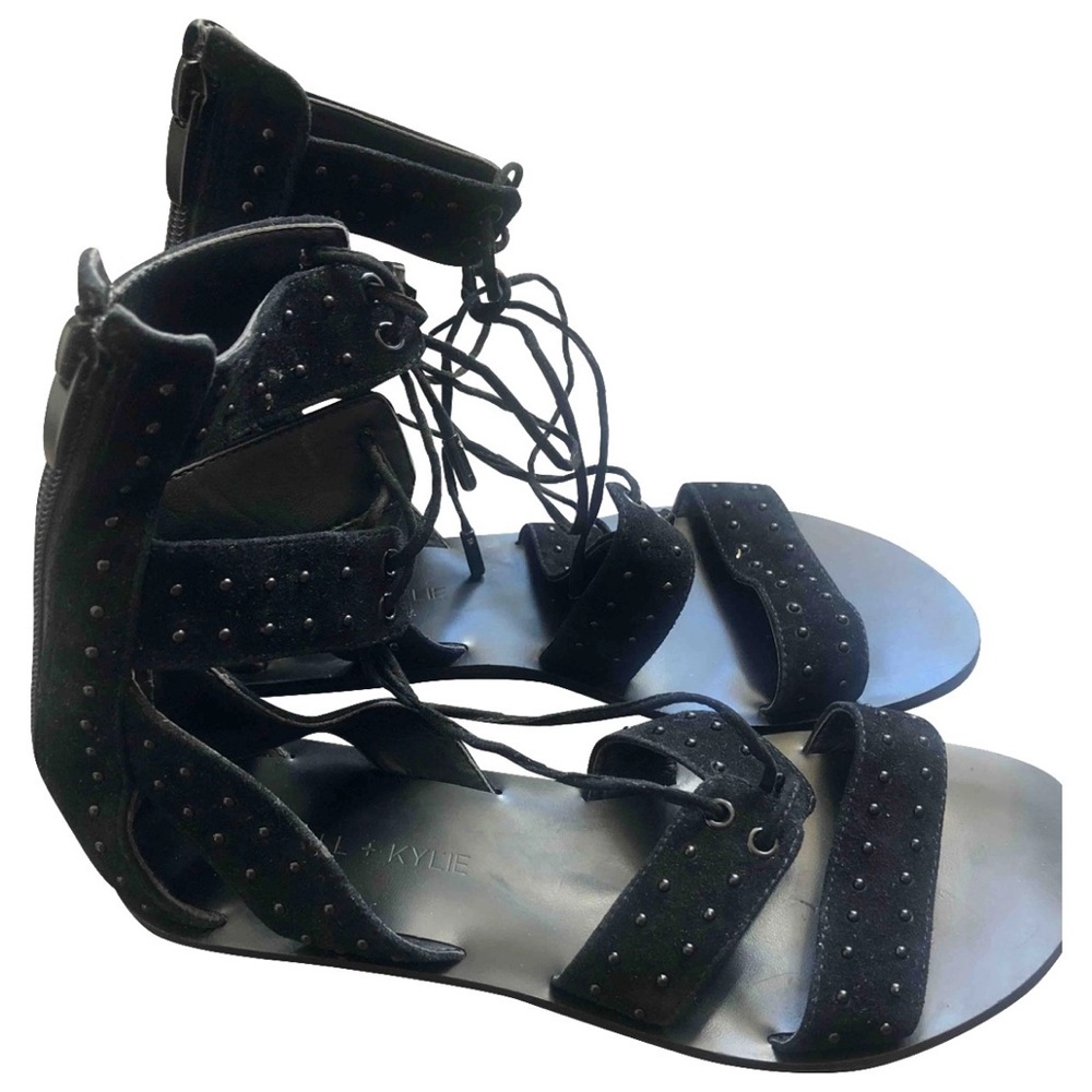 Kendall & Kylie Black Spartan Suede Sandals